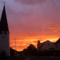 Kirchturm im Sonnenuntergang