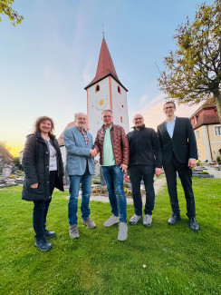 Der Stiftungsvorstand vor der Thomaskirche